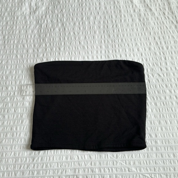 Aritzia Bandeau top - Picture 3 of 4